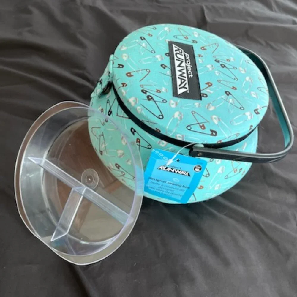 Sewing Box - Picture 3 of 4